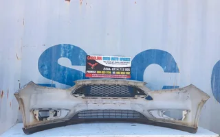 Ford Focus complete front bumper (hatchback and sedan)