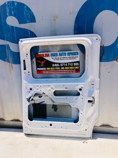 VW Caddy right side sliding door