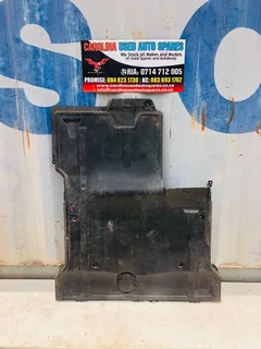 Mercedes Benz W447 Viano V-class V250/V300 engine cover