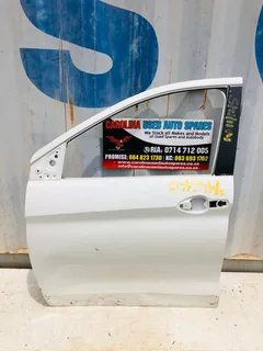 Toyota Rumion and Suzuki Ertiga left front door