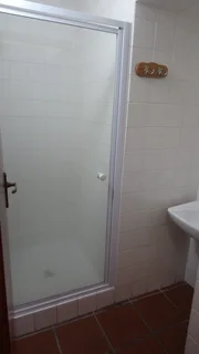 Bachelor Apartments R9000 pp pm   X 12