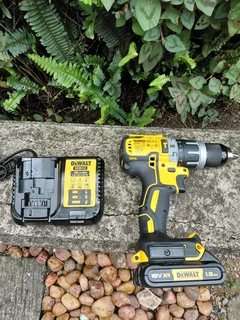 Dewalt 18v  cordless drill