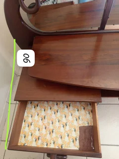 Vanity - Ad posted by Gumtree User