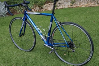 Trek SLR 1400 MEDIUM road bike