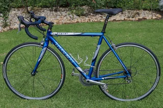 Trek SLR 1400 MEDIUM road bike