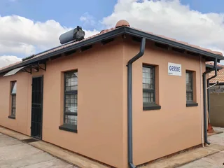 Two Bedroom available in Protea X40