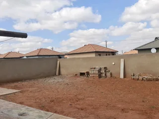 Two Bedroom available in Protea X40