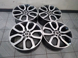 22 inch Range Rover rim for sale