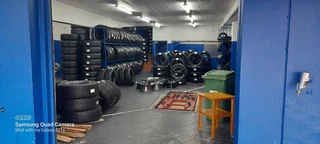 Fitment person needed at a tyre shop