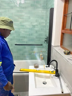 Reliable handyman Halfway House