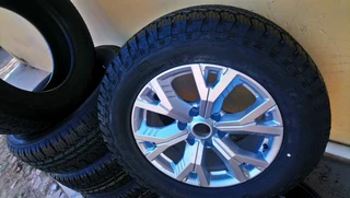 ONE BRAND NEW ISUZU D-MAX RIM WITH A TYRE GENERAL GRABER