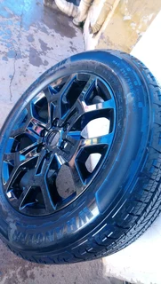 Rim and tyre for Ford everest sports size 20