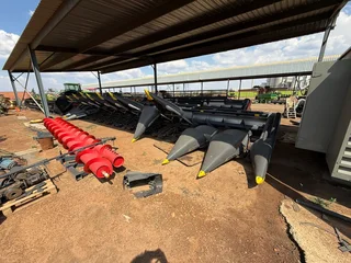 12 row geringhoff Maize header