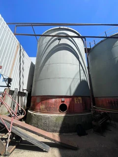 Bulk Storage Tanks 150 000lt c/w Steam Heating Coils x 9 Units