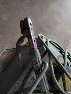 Heavy duty welding machine