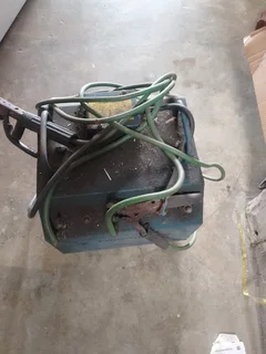 Heavy duty welding machine