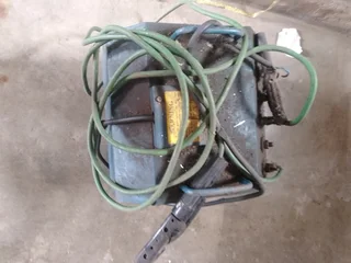 Heavy duty welding machine