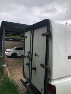 NP300 Courier Canopy