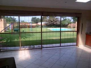 4 bed 2 bath house on a plot near Petit, Benoni