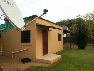 Batchelors flat petit Benoni on a plot