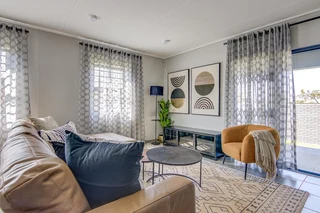 House in Rooihuiskraal North For Sale