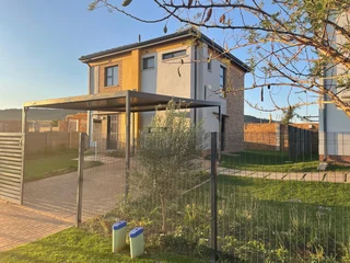 House in Daspoort For Sale
