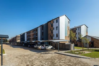 Apartment in Karenpark For Sale