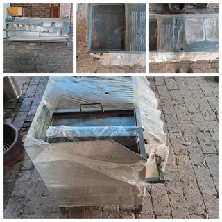 6 Burner Gas Griller Combo. Brand-new. R5500