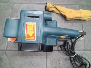 WIDE-BELT SANDER