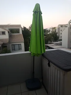 Outdoor Umbrella with weighted stand