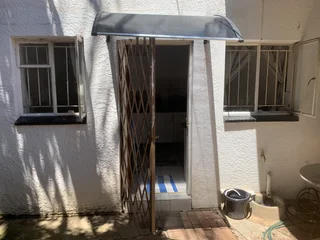 Bachelor cottage for rent