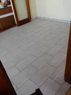 professional tiler available