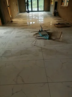 professional tiler available