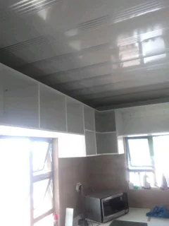 professional tiler available