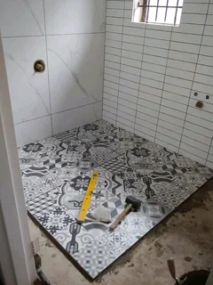 professional tiler available