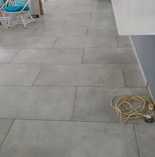 professional tiler available