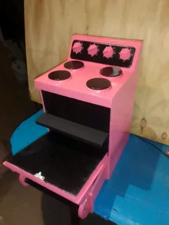 Interactive children&#39;s microwave and stove set