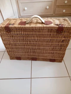 Picnic basket Cane