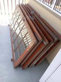 Patio doors solid Maranti good condition R1200nego 0761186531