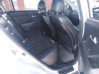 2014 kia sportage 4×4 2.0 cdi automatic  175700kms for sale