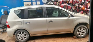 Stripping Nissan Livina