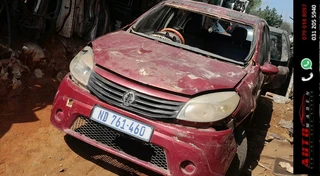Stripping Renault Sandero