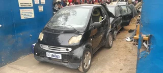 Smart For Two Stripping Parts