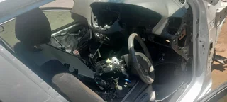 Stripping Daihatsu Charade