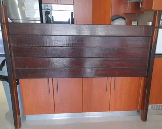 Sleeper wood queen headboard with matching side lamps