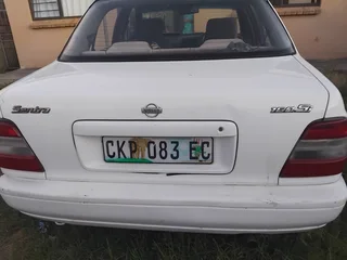 1999 Nissan Sentra Sedan