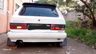 VW Golf Mk1 (1.4 carberated, 5Speed)