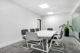 All-inclusive access to professional office space for 10 persons in Regus Eastlands Office