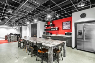 All-inclusive access to professional office space for 10 persons in Regus Eastlands Office