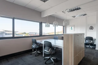 All-inclusive access to coworking space in Regus Victoria Country Club